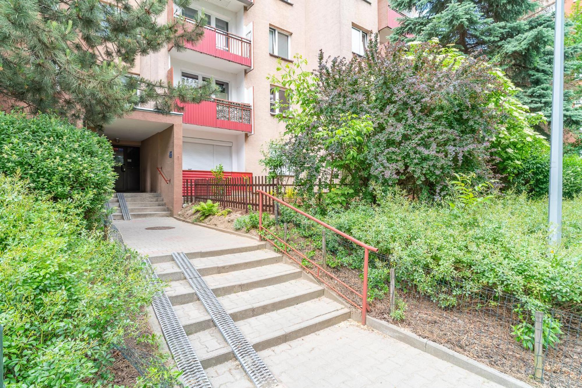 Krakow Czyzyny - Terrace By Rentujemy Apartment Exterior photo